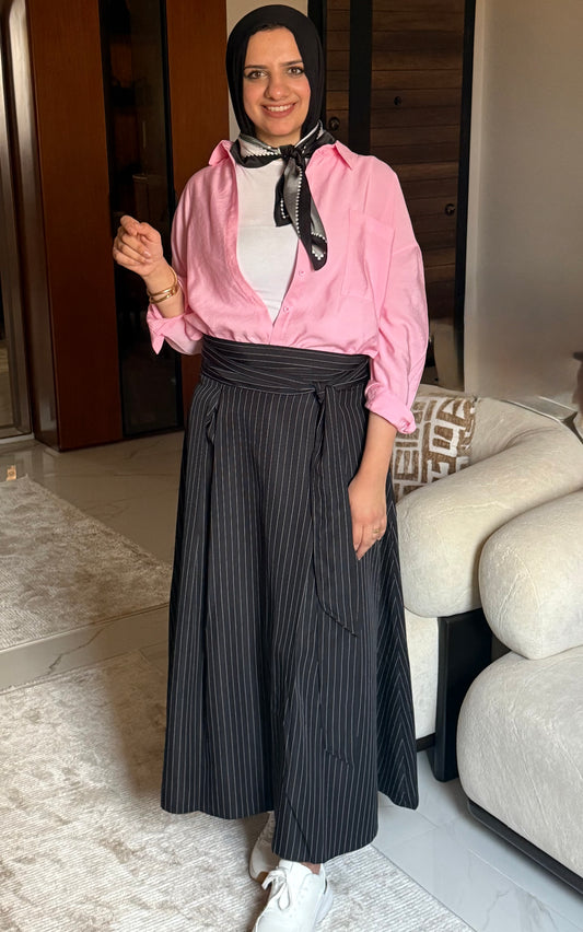 Black stripped skirt